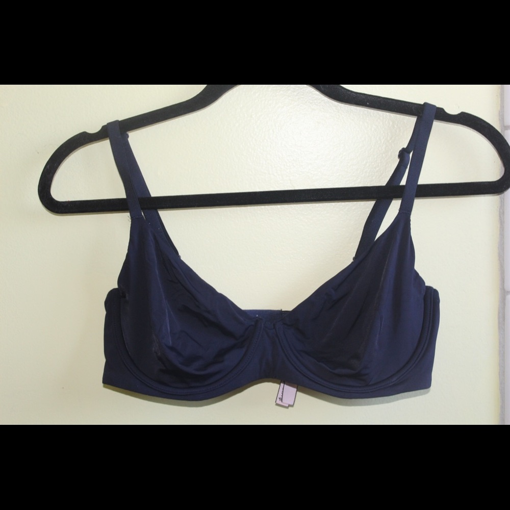 34DD body by Victoria secret unlined